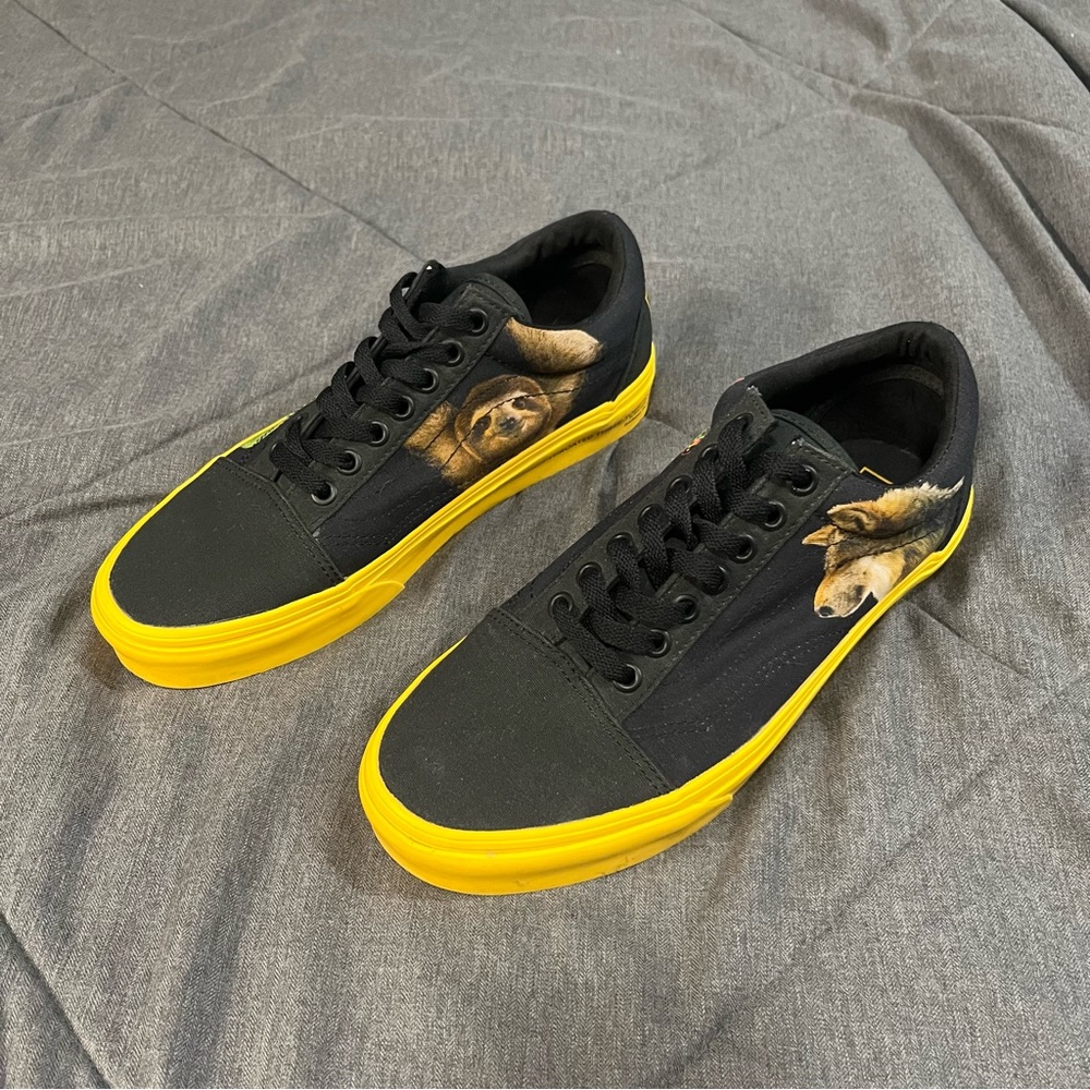 Grade School National Geographic Old Skool Vans